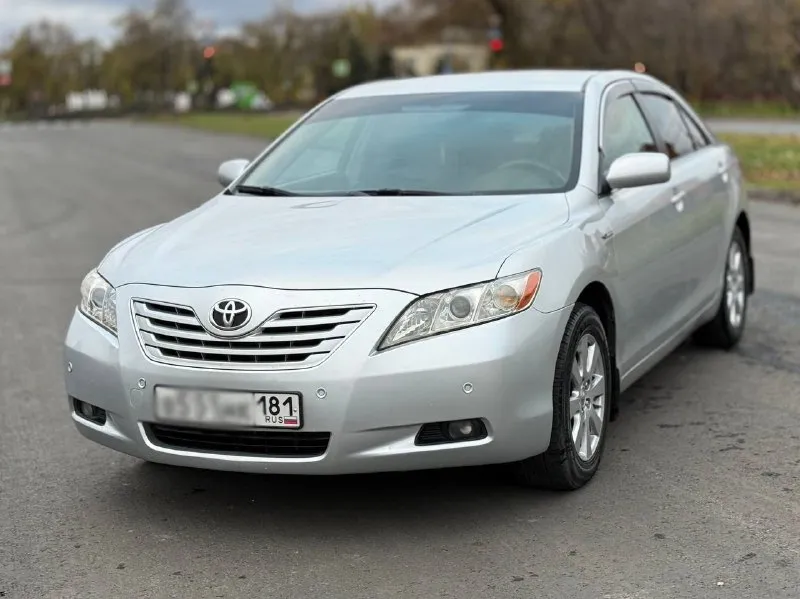 Продам toyota camry 40 2007 я собственник 2.4, пробег родной 208.000 километров ! авто местное, не пригон! состояние идеальное 👍 без окрасов стоит газ пропан (под запаску) в документы вписан коробка автомат салон светлый, ухоженный, чистый стоит большой планшет с навигацией, камерой заднего вида отрываю от сердца, продажа в связи с покупкой недвижимости кто ищет себе надежное японское качество - звоните цена 1.290.000₽ луганск +7 959 159 02 07 !!!! 📞 звоните: +7(959)1590207 - фотография - 2