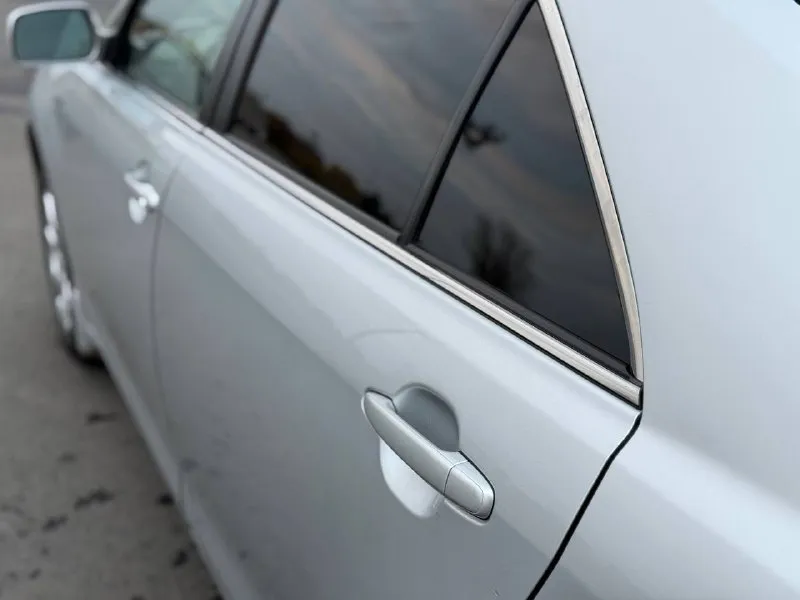 Продам toyota camry 40 2007 я собственник 2.4, пробег родной 208.000 километров ! авто местное, не пригон! состояние идеальное 👍 без окрасов стоит газ пропан (под запаску) в документы вписан коробка автомат салон светлый, ухоженный, чистый стоит большой планшет с навигацией, камерой заднего вида отрываю от сердца, продажа в связи с покупкой недвижимости кто ищет себе надежное японское качество - звоните цена 1.290.000₽ луганск +7 959 159 02 07 !!!! 📞 звоните: +7(959)1590207 - фотография - 6