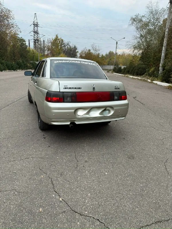 Продам ваз 2110 2007 года. двигатель 1.6 8 кл. машин обслужена. пробег родной - 150000. коробка и двигатель в очень хорошем состоянии. много чего поменяно. стоит stage 1. вся трасса stt + попкорн. вместе с машиной отдам много запчастей. все вопросы по телефону +79497523005 цена 320000 📞 звоните: +7(949)7523005 - фотография - 3