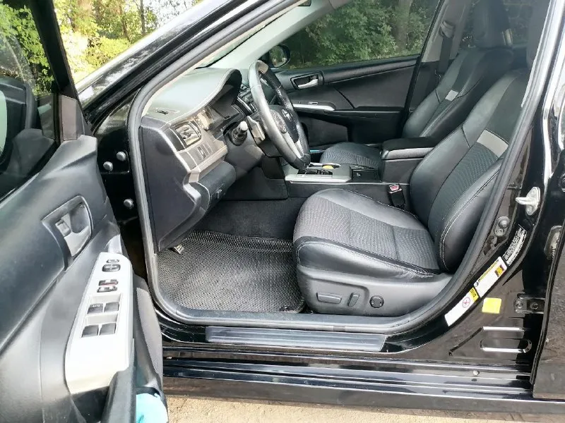 Toyota camry 2.5 2013г. ✅ отличный, стильный, динамичный автомобиль, с недорогим обслуживанием) ✅автомобиль в отличном состоянии, полностью обслужен, никаких вложений не требует. ходовая сбитая, нечего не гремит и не стучит. ✅ мотор в идеале (никаких посторонних звуков, масло не расходует, приятная динамика) ✅коробка обычный автомат aisin, переключает отлично, никаких задержек и пинков ✅ по лкп, днищу, кузову вопросов нет, все на отлично! ✅комплектация: комбинированный салон, подогрев зеркал, мультируль, электро привод сидений, антиблокировочная система (abs), система распределения тормозного усилия (ebd), вспомогательная система торможения (bas), антипробуксовочная система (tcs), кондиционер, круиз контроль, камера заднего вида т. +7949-705-81-48. цена 1,5 📞 звоните: +7(949)7058148 - фотография - 3