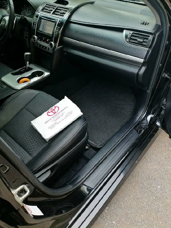 Toyota camry 2.5 2013г. ✅ отличный, стильный, динамичный автомобиль, с недорогим обслуживанием) ✅автомобиль в отличном состоянии, полностью обслужен, никаких вложений не требует. ходовая сбитая, нечего не гремит и не стучит. ✅ мотор в идеале (никаких посторонних звуков, масло не расходует, приятная динамика) ✅коробка обычный автомат aisin, переключает отлично, никаких задержек и пинков ✅ по лкп, днищу, кузову вопросов нет, все на отлично! ✅комплектация: комбинированный салон, подогрев зеркал, мультируль, электро привод сидений, антиблокировочная система (abs), система распределения тормозного усилия (ebd), вспомогательная система торможения (bas), антипробуксовочная система (tcs), кондиционер, круиз контроль, камера заднего вида т. +7949-705-81-48. цена 1,5 📞 звоните: +7(949)7058148 - фотография - 9