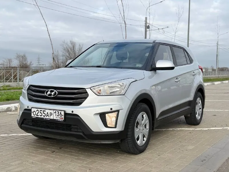 Hyundai creta 2018 основные характеристики: - марка и модель: hyundai creta - год выпуска: 2018 - двигатель: 1.6 литра - трансмиссия: механическая - пробег: 133 000 км - цвет: уточните цвет автомобиля - комплектация: уточните комплектацию (например, максимальная, люкс, стандарт) описание состояния: - кузов: в отличном состоянии, без повреждений и следов аварий. автомобиль не бит и не крашен на 100%. - салон: чистый и ухоженный, без сильных загрязнений и повреждений. - техническое состояние: автомобиль обслуживался у официального дилера, все то проведены вовремя. вложений не требует. дополнительные преимущества: - один владелец: автомобиль приобретен в автосалоне и имеет одного владельца. - зимняя резина: установлена зимняя резина. - парктроники: парктроники по кругу для удобства парковки. - подогрев сидений: удобный подогрев сидений для комфортной езды в холодное время года. - электростеклоподъемники: электростеклоподъемники для удобства использования. - 📲 tg: @ivan1293 📞 звоните: +7(949)9100220 - фотография - 10