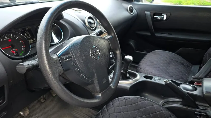 Продаю nissan qashqai+2 7-ми местный! 2011 года. без дтп. родной пробег. птс оригинал. два комплекта ключей. по кузову как на фото без гнили и ржавчины. автомобиль полностью обслужен вложений не требует то проходила во время. масло от замены до замены не расходует. масло заливал nissan оригинальное. матор 1,6 механика цепной. юридически чист. продажа с полным переоформлением. осмотр г. донецк звонить по номеру +79496167298 если нет связи пишите в телеграмм. цена 990000. - фотография - 8