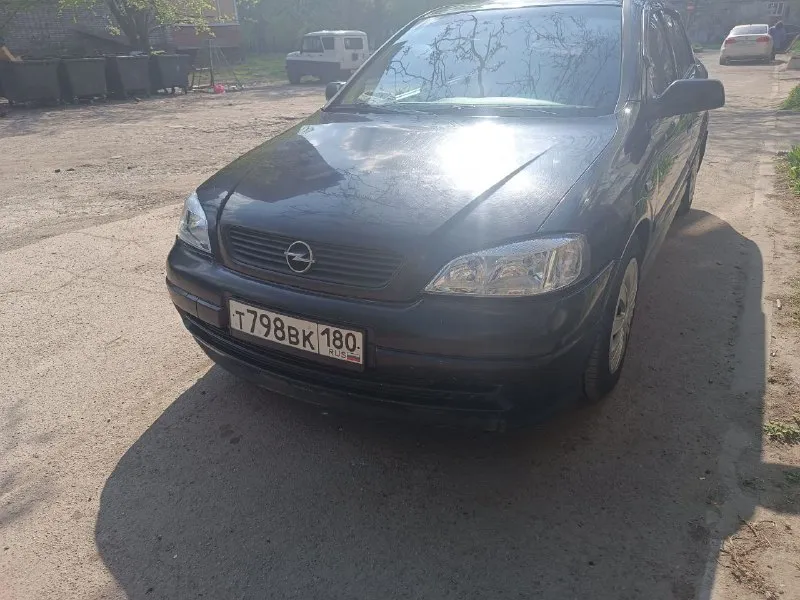 Продам opel astra g 2003 года выпуска 1.6 бензин коробка: механика пробег:290 000 2 владелец по птс машина в отличном состоянии!кузов в зазорах, все кузовные части заводски, ничего не варилось, все герметики на месте. низа дверей без ржавчины!автомобиль украинский, не пригнанный, покупалась в автосалоне в донецке. по технической части все отлично, двигатель работает хорошо. замена масла каждые 5000-7000 км. коробка работает идеально мягко, без хрустов и прочего. автомобиль без дтп. кондиционер обслужен, заправлен, холодит отлично. машина моя, оформлена на меня, ездил лично. автомобиль в комплектации : гидроусилитель руля,1 подушка безопасности, центральный замок,2 стеклоподъемника, кондиционер. по электрике работает каждая кнопка и подсветка. по документам все ок. никаких ограничений, арестов и прочего. возможно переоформление на вас. цена 370 000 руб. торг. г. ясиноватая звонить с 8:00-23:00 +79493158974 📲 tg: @cerpantine 📞 звоните: +7(949)3158974 - фотография - 3