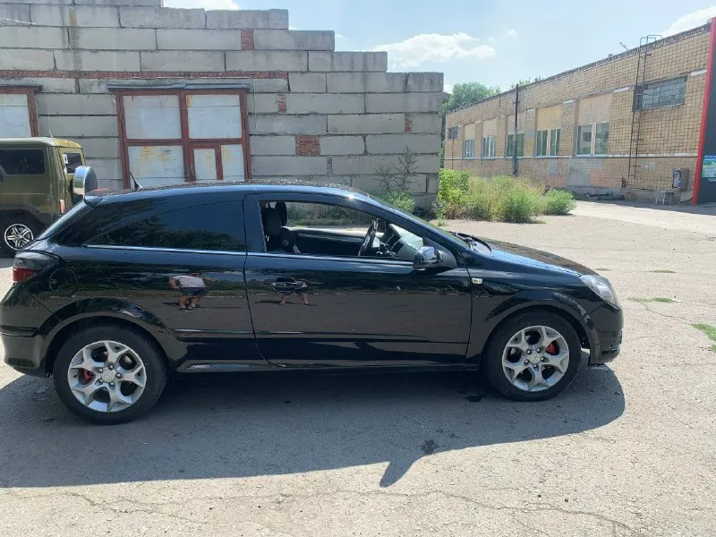 Opel астра 2008 пробег 210 1,8 на автомате цена 550 79496200918 📞 звоните: +7(949)6200918 - фотография - 4