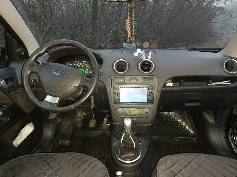 Продам авто! ford fusion 2007г. объём 1.6 (механика), 151.5 тыс. пробега, машина в одной семье с мом... - фотография