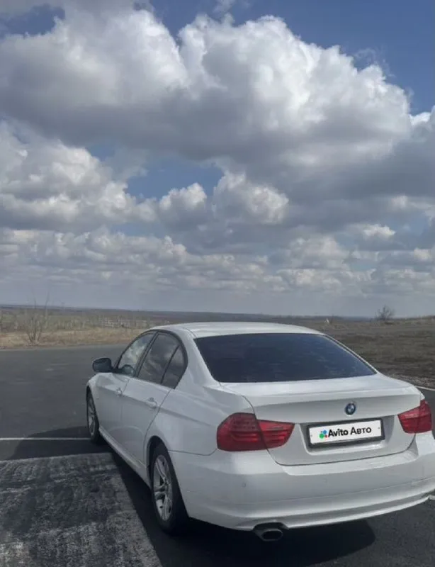 Продам bmw е 90 2.0 бензин в xopошем соcтоянии, по кузову имеются жизненные недостатки, на них скину... - фотография