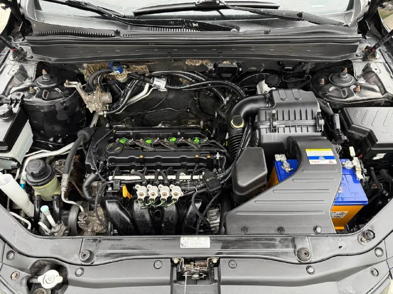 Продам hyundai santa fe 2.4 бензин/газ год выпуска 2011 состояние идеальное. без вмятин царапин и рыжиков сервисные книги. в родном окрасе кнопка star - stop без ключевой доступ вложений не требует! любое оформление! салон не затертый не порваный резина новая авто полностью обслужена до мелочей мотор работает ровно. коробка переключает идеально климат контроль работает все жидкости заменены! стекла все родные каждая кнопка работает) цена 1.295₽ +7-949-794-46-27 остольные вопросы по телефону звоните в любое время. - фотография - 10