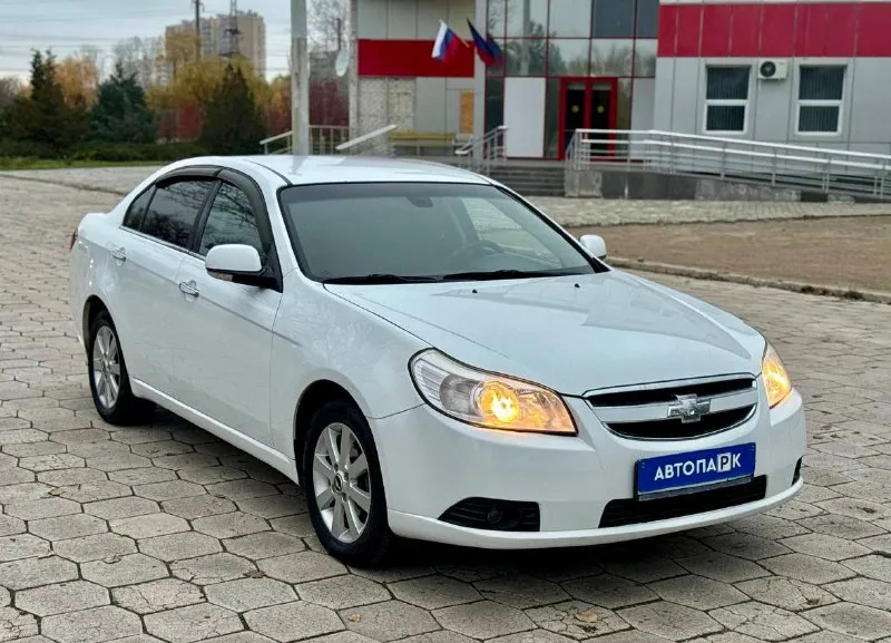 🇰🇵 chevrolet epica 💰цена: 670 000р 🏢город: мариуполь 📅год выпуска: 2011 🧾пробег: 191 565 км. ⚙️двигатель: 2.0 ⛽топливо: бензин ⚙️кпп: механика 📞 телефон: +7-949-727-41-51 +7-949-551-91-52 +7-989-263-55-56 💾 описание: переднеп. .. намики, технологичных решений и европейского уровня комфорта. этот презентабельный автомобиль – отличное решение как для деловых поездок, так и для незабываемого отдыха. ✅ 1 владелец за всю историю. ✅ отличное состояние. ✅ кузов без коррозии. ✅ южная эксплуатация. ✅ оригинальный пробег. ✅ шикарная комплектация. улица шевченко 2️⃣6️⃣9️⃣ 🏦 возможна продажа в кредит по двум документам. - фотография - 3