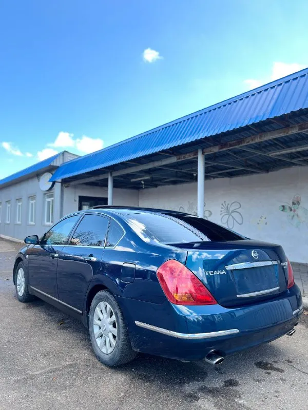 Nissan teаnа j31 японской сборки рестайлинг 2007г. 2.4 полноценный автомат чиcтaя иcтopия! машина в очень достойном состоянии было вложено не мало времени и средств. поменяли много чего а именно: -полностью поменяна подвеска. дорогу держит отлично, не гремит, посторонних шумов нет! -полностью поменян и доработан свет автомобиля (цена 38 000 тыс. ) светло как днём! дальний свет даже не включаю мотор чувствует себя отлично все расходники менялись вовремя (замена масла каждые 6000км). ни ест ни грамма! автомат так же чувствует себя отлично передачи переключает плавно без пинков. электропривод сидений, память сидений, климат двухзонный, бесключевой доступ, камера заднего вида, два комплекта ключей по кузову машинка без гнили от слова совсем. без шпаклёвки! без дтп лобовое без трещин комплектация premium! с люком не течет работает исправно! самая полная комплектация для этого мотора ! документы чистые, проверки на сто приветствую состояние машины сел поехал цена 690.000 торг +79493815086 - фотография - 8