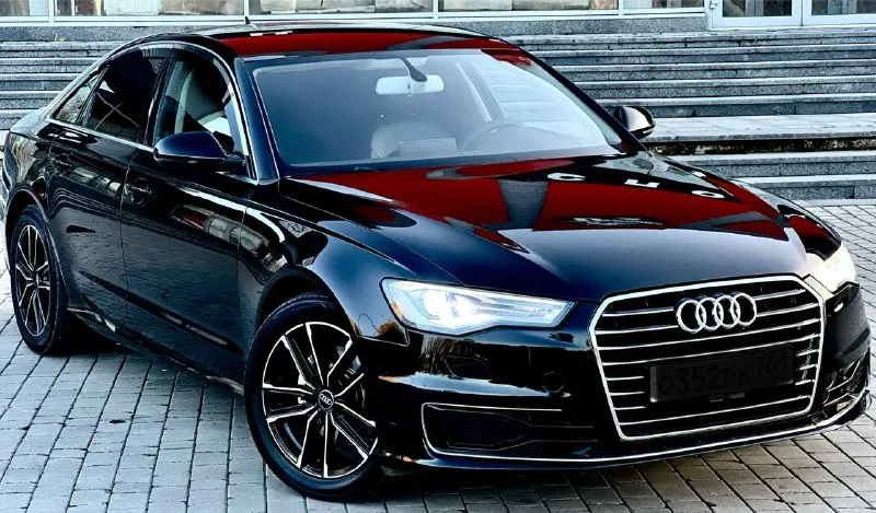 Audi a6 в кузове c7 рейсталинг!год 2016 двигатель 1.8 tfsi (прошита 240 коней) коробка передач :автомат автомобиль в отличном состоянии, двигатель работает отлично, ходовая в отличном состоянии, коробка переключает без пинков, кузов целый без вмятин и царапин и тому подобное!электро зеркала с подогревом, обогрев переднего и заднего стекла, помощь, круиз, климат, датчики света и дождя, кожаный салон, кнопка старт -стоп, без ключевой и много чего. машина полностью обслужена от а и до я !также нанесено керамическое покрытие!!!машина смотрится отлично !расход по городу 10-11литров, едет очень шустро !цвет черный жемчуг!цена 2.070.000₽ торг!+79493578236 или телега +79094166333 также возможен обмен! - фотография - 5