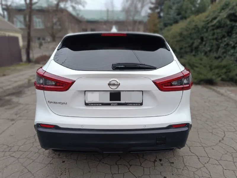 Nissan qashqai 2.0 cvt 2wd 2019 года выпуска пробег 106 тыс км продаю свой личный автомобиль в идеальном состоянии, вложений не требует, комплектация с подогревами стекол сидений зеркал и многое другое, датчики света дождя, система стабилизации, система курсовой устойчивости, круиз контроль и многое другое. ... .. в общем автомобиль достойный и будет ещё долго радовать нового владельца! автомобиль находиться в днр цена: 1.670.000 ₽ тел: +7(977)3747936 - фотография - 6