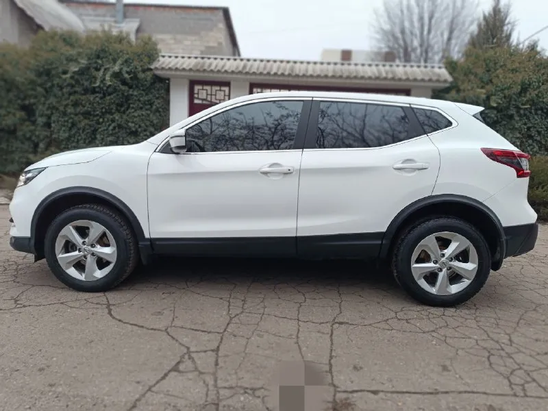 Nissan qashqai 2.0 cvt 2wd 2019 года выпуска пробег 106 тыс км продаю свой личный автомобиль в идеальном состоянии, вложений не требует, комплектация с подогревами стекол сидений зеркал и многое другое, датчики света дождя, система стабилизации, система курсовой устойчивости, круиз контроль и многое другое. ... .. в общем автомобиль достойный и будет ещё долго радовать нового владельца! автомобиль находиться в днр цена: 1.670.000 ₽ тел: +7(977)3747936 - фотография - 8