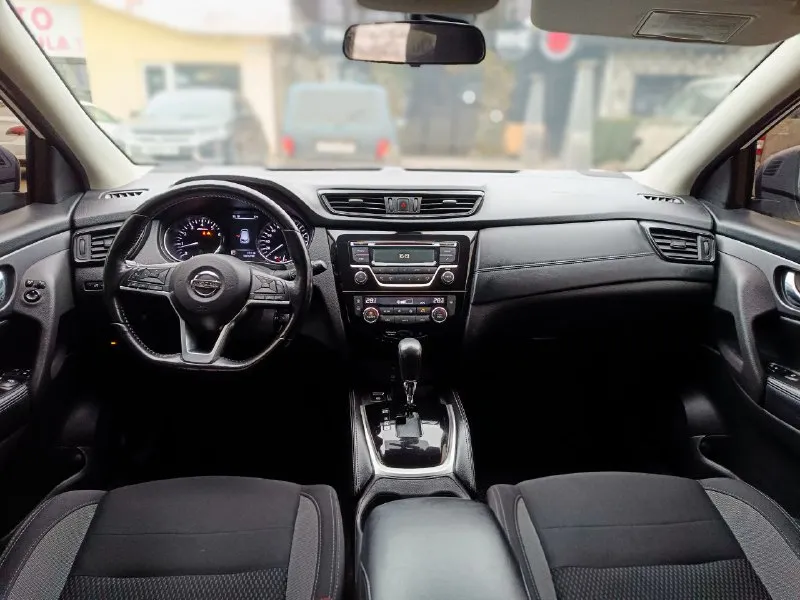 Nissan qashqai 2.0 cvt 2wd 2019 года выпуска пробег 106 тыс км продаю свой личный автомобиль в идеальном состоянии, вложений не требует, комплектация с подогревами стекол сидений зеркал и многое другое, датчики света дождя, система стабилизации, система курсовой устойчивости, круиз контроль и многое другое. ... .. в общем автомобиль достойный и будет ещё долго радовать нового владельца! автомобиль находиться в днр цена: 1.670.000 ₽ тел: +7(977)3747936 - фотография - 9