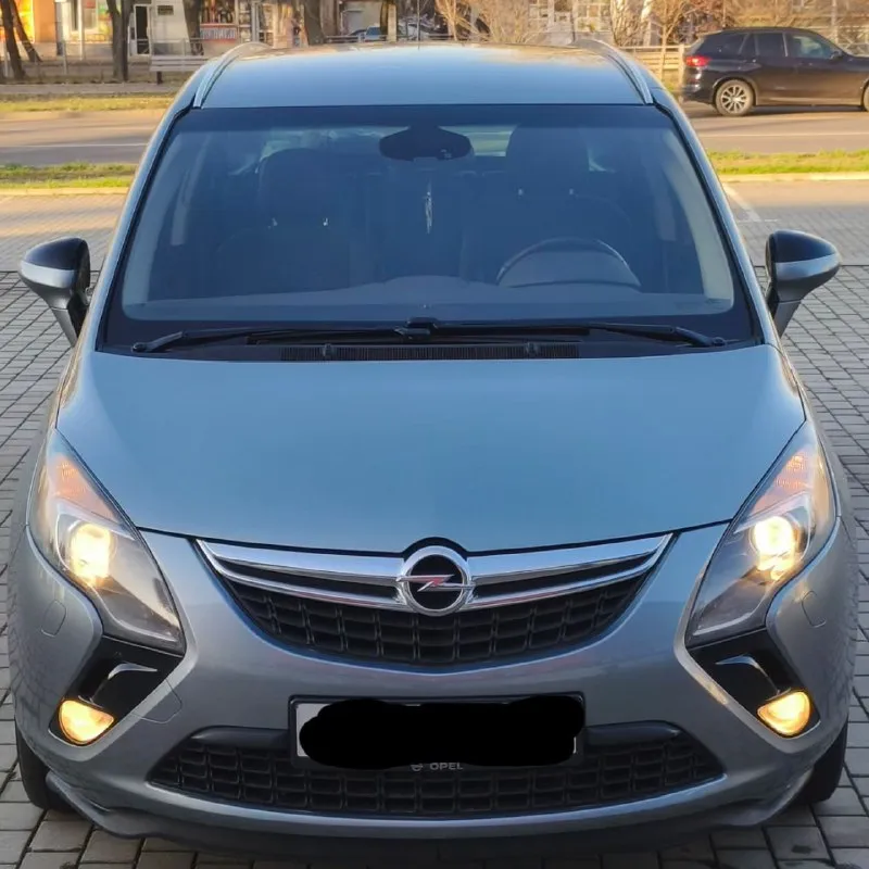 🚘 - opel zafira c (tourer) 📅 - год - 2013. 📈 - пробег - 240 000 км подтвержденный автотекой! 🚀 - двигатель - 1.8л. механика (140л. с.). 📃 - документы - 2 владельца за все время 💵 - цена - 1.150 торг реальному покупателю! ☎️ - тел. - +79494660795 📝 - комплектация:кожаный салон(5мест), адаптивный свет, авто свет, авто дождь, складывание зеркал, електро ручник, електро привод передний сидений, адаптивный круиз контроль, abs,8 подушек безопасности, подогрев руля, двух зонный климат контроль, омывайки фар, комплект летних шин r17 и зимних на литье резина без пробега! 📲 tg: nikolay 📞 звоните: +7(949)4660795 - фотография - 2