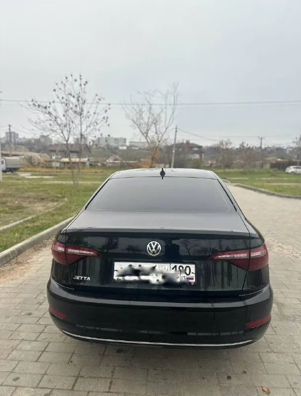 Продам: volkswagen jetta 7 📍пробег: 130 000 миль ⚙️ двигатель: 1.4 tsi, 150 л. с., турбо 📀коробка: автомат (8-ступ. aisin) коробка и мотор в идеальном состоянии, ходовая часть автомобиля на 5+ все что нужно сделано, масла фильтра и все жидкости заменены! очень экономичный и в тоже время резвый автомобиль благодаря турбине, и обычному автомату! управляется, очень плавно и уверено на дороге машина вложений не требует. сел и поехал! 🚗я собственник по птс, вложений не требует. г. мариуполь цена: 1 650 000₽ vin: 3vwcb7bu5lm006844 тел. +7 949 550 88 50 - фотография - 3