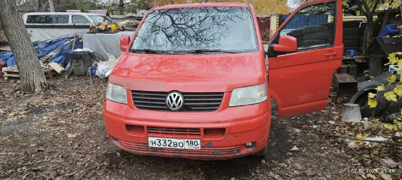 Продам фольксваген транспортер т5 лонг, мотор 1.9 тди, пассажир. требует покраски. цена 900000 руб. тел +79494979455 - фотография - 2