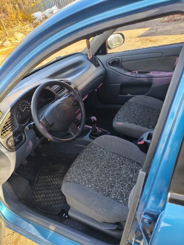 Продам ланос 2011 год двигатель 1.5 2 стеклоподъёмника, гидроусилитель руля. двигатель в хорошем состоянии, масло не есть. весь в родном окрасе, без ржавчины, низ дверей целый. салон ухоженный. 2 ключа, переоформление без проблем цена 320000 торг донецк звоните +79494203825 📞 звоните: +7(949)4203825 - фотография - 7