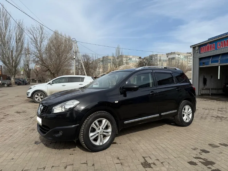 Nissan кашкай+2, кпп-автомат, 2013 год, 2.0 бензин, полный привод (подключаемый), 7 мест. автомобиль в идеальном состоянии !!! установлен контрактный двигатель с пробегом 40 тысяч и новая шикарная комплектация: электростёкла и зеркала, климат, круиз, кожа, панорамная крыша, камеры 360, бесключевой доступ, сигнализация, мультируль, навигация, музыка bose, у авто два ключа и два брелка, линзованный свет, abs, esp, на приборке ошибок нет. техническая часть авто также в прекрасном состоянии !!! кпп листает идеально, двигатель как часы, ходовая вся сделана, ни стуков ни скрипов !!! новый акб, новые свечи, масла-фильтра после замены, антифриз новый, масло в кпп после замены, новые тормозные диски и колодки. салон чистый, целый, кожа как новая. возможен трейд ин/обмен с вашей доплатой/. документы в порядке. можно оформить в кредит по двум документам !!! есть другие авто в продаже, огромный выбор на любой вкус и бюджет. авто уже на зимней новой резине, я-владелец, 181-й 📞 звоните: +7(959)2082267 - фотография - 4