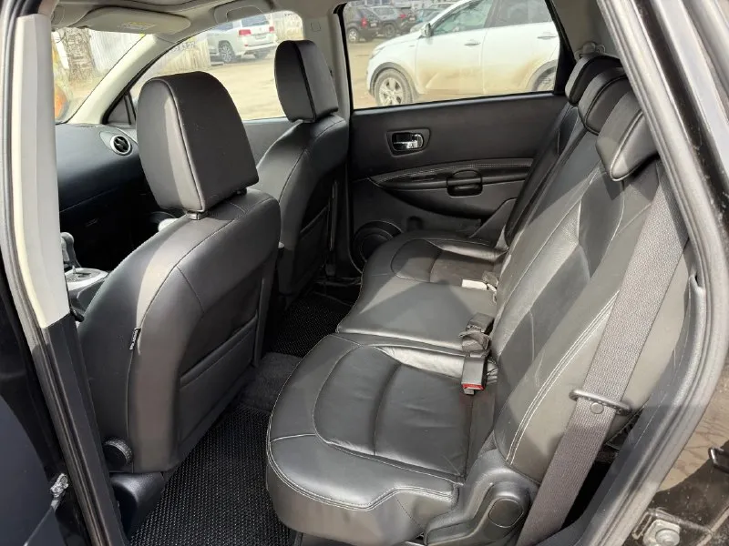 Nissan кашкай+2, кпп-автомат, 2013 год, 2.0 бензин, полный привод (подключаемый), 7 мест. автомобиль в идеальном состоянии !!! установлен контрактный двигатель с пробегом 40 тысяч и новая шикарная комплектация: электростёкла и зеркала, климат, круиз, кожа, панорамная крыша, камеры 360, бесключевой доступ, сигнализация, мультируль, навигация, музыка bose, у авто два ключа и два брелка, линзованный свет, abs, esp, на приборке ошибок нет. техническая часть авто также в прекрасном состоянии !!! кпп листает идеально, двигатель как часы, ходовая вся сделана, ни стуков ни скрипов !!! новый акб, новые свечи, масла-фильтра после замены, антифриз новый, масло в кпп после замены, новые тормозные диски и колодки. салон чистый, целый, кожа как новая. возможен трейд ин/обмен с вашей доплатой/. документы в порядке. можно оформить в кредит по двум документам !!! есть другие авто в продаже, огромный выбор на любой вкус и бюджет. авто уже на зимней новой резине, я-владелец, 181-й 📞 звоните: +7(959)2082267 - фотография - 8