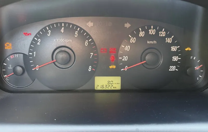 Продам хендэ элантра / hyundai elantra тагаз, iii (xd2) рестайлинг, мотор 1.6, бензин, 2009 г. в., в сером цвете. пробег: 216.712 км. автомобиль полностью обслужен, мкпп, двигатель - без нареканий! замена комплектующих производилась согласно регламента. салон не прокуренный, эва коврики в салоне и багажнике, чехлы на сидениях (передние и задние). по салону есть небольшие возрастные дефекты. печка и кондиционер, подогрев передних сидений, электростеклоподъемники всё работает исправно и без нареканий. по кузову - косметически окрашены передний и задний бампер (из-за жары на них начала шелушиться лкп, удара не было), полировка. в комплекте отдам летнюю резину + запаска в багажнике. по птс я 3й собственник. автотека зеленая, без ограничений, без запретов и дтп. цена: 450.000 руб. реальному покупателю обоснованный торг! осмотр донецк, макеевка тел. : +7 (949) 711 98 08 - фотография - 8