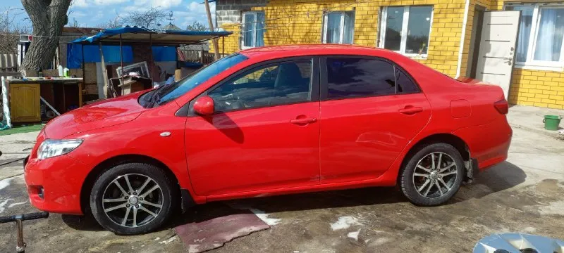 Продам toyota королла!! 2008г, 1,6 автомат. вложений не требует, два комплекта колёс, климат контрол... - фотография