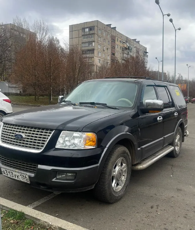 Продам ford expedition второго поколения, 2004 года. 5.4 газ / бензин. коробка -автомат. работает ис... - фотография