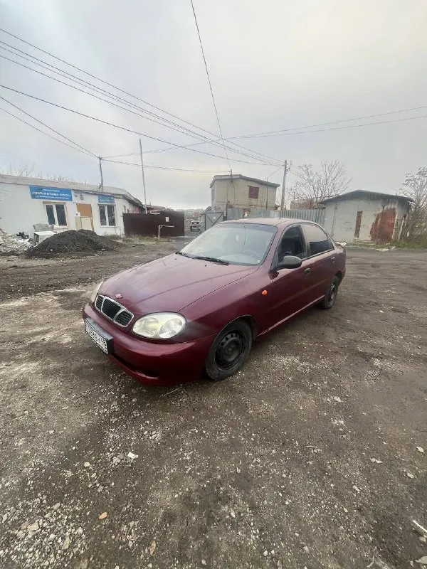 В продаже chevrolet lanos двигатель 1.5 не дымит масло не ест коробка 5-ти ступка не выбивает не гудит документы чистые, полное оформление по технике гудит задний подшипник есть некоторые нюансы по кузову цена соответствующая цена : 210 быстрым торг мариуполь +79497160638 максим - фотография - 4