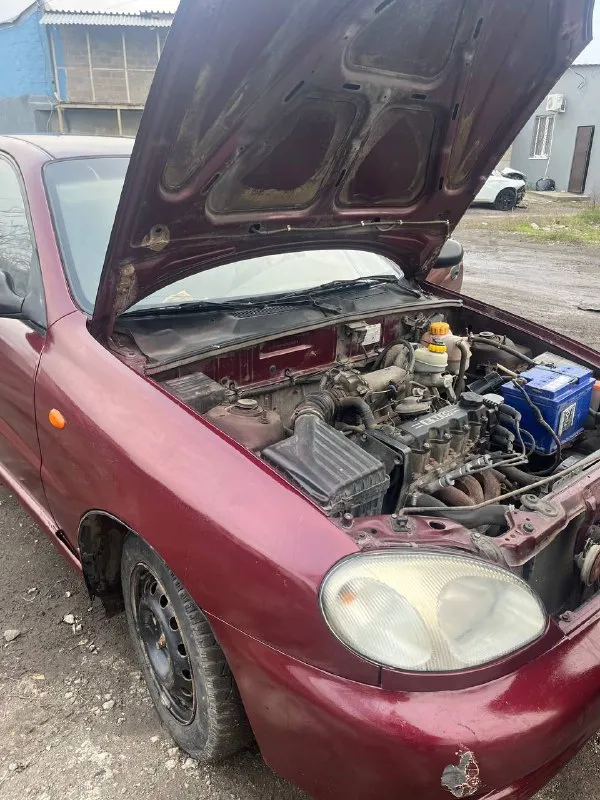 В продаже chevrolet lanos двигатель 1.5 не дымит масло не ест коробка 5-ти ступка не выбивает не гудит документы чистые, полное оформление по технике гудит задний подшипник есть некоторые нюансы по кузову цена соответствующая цена : 210 быстрым торг мариуполь +79497160638 максим - фотография - 7
