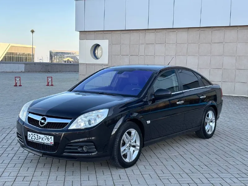 Opel vectra 2.0turbo 6-speed 2007 год выпуска автомобиль в хорошем состоянии в очень хорошей комплектации оригинальный пробег 199 000км весь автомобиль в заводском окрасе, все стёкла заводские! двигатель не дымит, масложора нет, динамика очень впечатляет! салон красивый ухоженный цена: 650 000₽торг остальные вопросы по телефону: +79496361868 телеграмм +380681107552 воцап телеграмм - фотография - 3