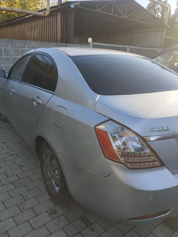 Эмгранд 2013г. авто в отличном состоянии. всё работает. пробег 114.000км (родной!). коробка автомат. цена 550тыс. руб. харцызск. телефон: +79493890192, +79051027842 - фотография - 3