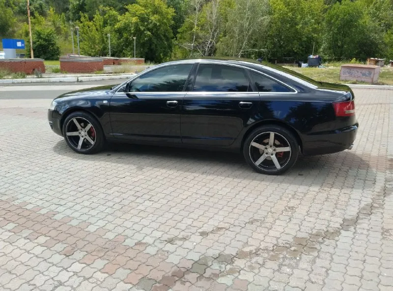 Audi а6с6 цена 1🍋60. торг. 2009 год. 2,4 в идеальном состоянии, весь полностью обслужен полная комплектация. состояние салона новый. по кузову просто пушка. два комплекта резины. машина в хорошем состоянии сел и поехал делать ничего не нужно. не единой ошибки по компьютеру любая проверка на любом сто. +79493493508 📞 звоните: +7(949)3493508 - фотография - 7