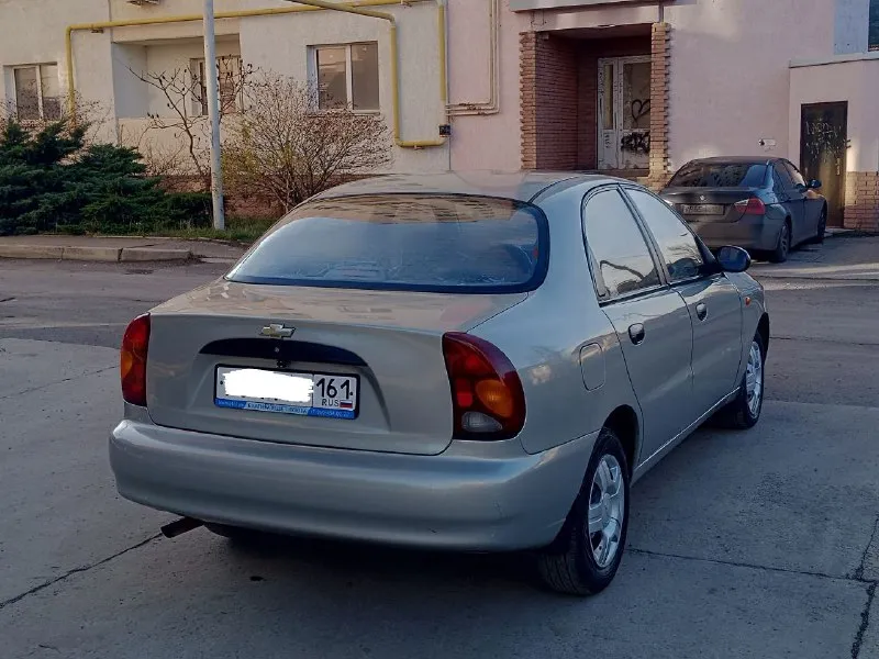 Продажа в днр продам chevrolet lanos 2007 года выпуска двигатель коробка ходовая всë в порядке в комплектации присутствует кондиционер стëкла подъëмники усилитель руля магнитола колонки сигнализация цена 300.000 тысяч реальному покупателю торг. .. город донецк +79494944311 - фотография - 4