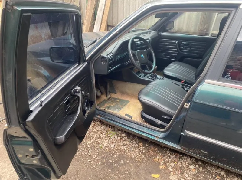 Продам bmw 318i 1986 г. в., механика, не на ходу, на запчасти или под восстановление и разные запчасти к ней, учёт всегда был рф. цена договорная. г. енакиево, в л. с не отвечаю, тел ☎️ +79490894916 📲 tg: юлия юлия 📞 звоните: +7(949)0894916 - фотография - 4