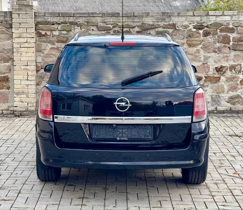 ✅ opel asrta универсал ✅куплена новой в салон(не пригон!) ✅немецкая сборка ✅ 1.6 ✅бензин ✅год выпуска 2009 ✅гаражное хранение ✅авто без дтп! ✅без коррозии!!! комплектация ✅климат контроль ✅подушка безопасности ✅бортовой компьютер ✅корректор фар ✅подогрев сидений ✅парктроник ✅камера заднего переднего вида 🔥в подарок новому владельцу ✅полный бак топлива ✅полное сопровождение в мрэо 🔥 донецк стоимость 500.000.₽🔥( без торга) (возможен обмен, на обмен дороже! или оценивайте ваши авто адекватно)(видео по запросу) тел. +7949-50-800-60 📞 звоните: +7(949)5080060 - фотография - 5