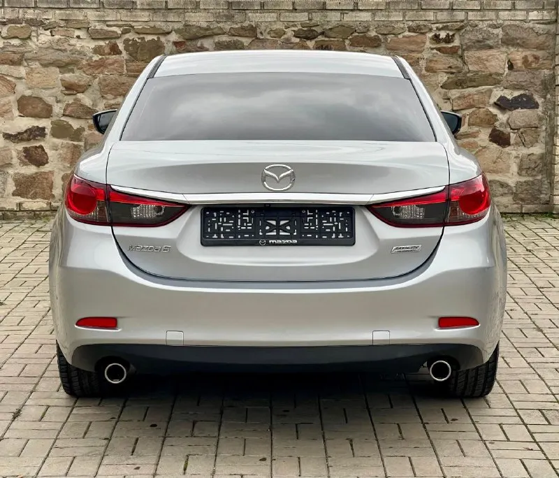 🔥 mazda 6🔥 ✅автомобиль американской сборки ✅в отличном состоянии! ✅вся безопасность целая! ✅повреждение лёгкое по крылу ✅год выпуска 2017 ✅ 2.5 ✅бензиновый (атмосферный) ✅коробка автоматическая (asin)6ст. ✅передний привод ✅электро ручник ✅разъемы под aux usb ✅разъем 12v ✅монитор сенсорный ✅carplay ✅камера заднего вида ✅литые диски r19 ✅птф 🔥в подарок новому владельцу полный бак топлива🔥 ✅донецк. стоимость 1.695.000₽ (возможен обмен) тел. +7949-50-800-60 📞 звоните: +7(949)5080060 - фотография - 5