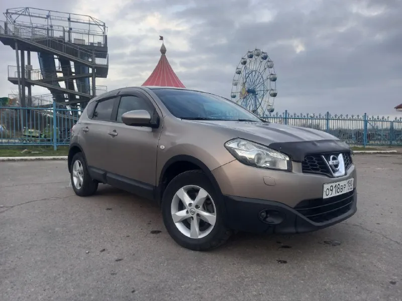 Продам nissan qashqai 2010 г. ,2.0, 141 л. с., cvt. авто в родном окрасе, все стекла родные, газ евр... - фотография