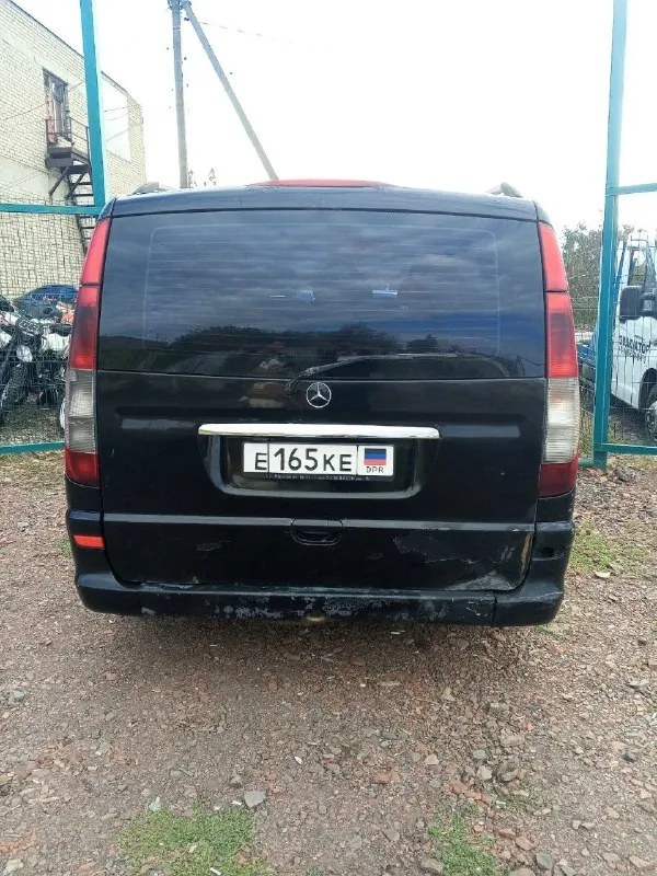 В продаже! mercedes viano 639 длиная база! пассажир 8+1 машина на полном ходу, заводится, едет. двигатель 2.2 cdi едет отлично, турбина дует, коробка механика (работает изумительно). хорошая музыка. год 2004 осмотр г. снежное цена 720 000, торг. переоформление без проблем! на все вопросы отвечу по телефону, звоните! +7949 337 55 98 андрей 📲 tg: @gazneftb 📞 звоните: +7(949)3375598 - фотография - 10