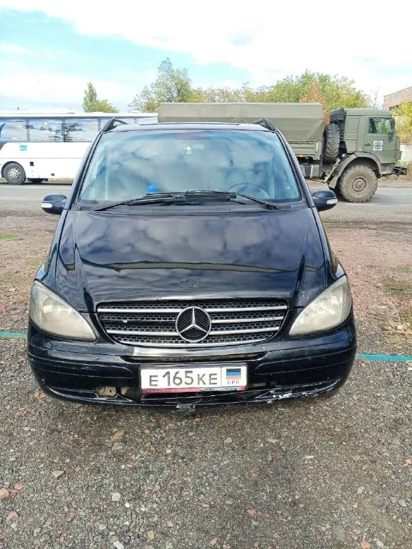 В продаже! mercedes viano 639 длиная база! пассажир 8+1 машина на полном ходу, заводится, едет. двигатель 2.2 cdi едет отлично, турбина дует, коробка механика (работает изумительно). хорошая музыка. год 2004 осмотр г. снежное цена 720 000, торг. переоформление без проблем! на все вопросы отвечу по телефону, звоните! +7949 337 55 98 андрей 📲 tg: @gazneftb 📞 звоните: +7(949)3375598 - фотография - 6
