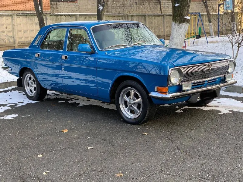Газ 24, 1977 года выпуска. restomod/protouring - машина отреставрирована снаружи с полной модификаци... - фотография