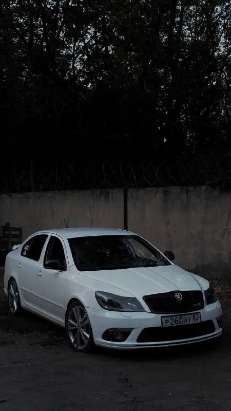 Skoda octavia a5 vrs 2012г / 193т пробег. машина обслужена. 320 сил. масла везде поменяны. ходовая в порядке, стоят кайловеры регулируемые подвеску по высоте. новые etuners катушки/свечи новые. мультимедиа установлена и камера заднего хода. выхлоп спокойный комфортный. машина без штрафов и запретов. сел поехал. цена: 1.300.000 торг присутствует. г. донецк телеграмм: @intelegent9 номер: +7 918 596 5802 📲 tg: @borets66 📞 звоните: +7(918)5965802 - фотография - 2