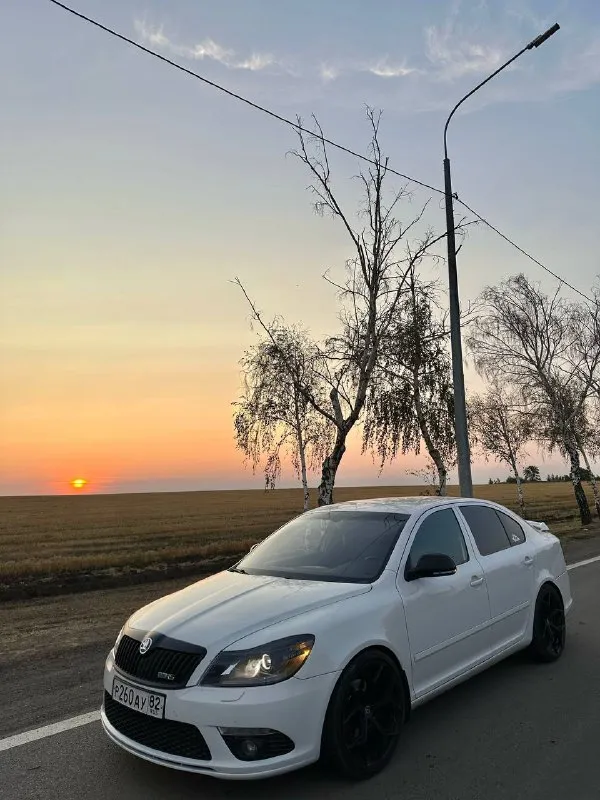 Skoda octavia a5 vrs 2012г / 193т пробег. машина обслужена. 320 сил. масла везде поменяны. ходовая в порядке, стоят кайловеры регулируемые подвеску по высоте. новые etuners катушки/свечи новые. мультимедиа установлена и камера заднего хода. выхлоп спокойный комфортный. машина без штрафов и запретов. сел поехал. цена: 1.300.000 торг присутствует. г. донецк телеграмм: @intelegent9 номер: +7 918 596 5802 📲 tg: @borets66 📞 звоните: +7(918)5965802 - фотография - 3