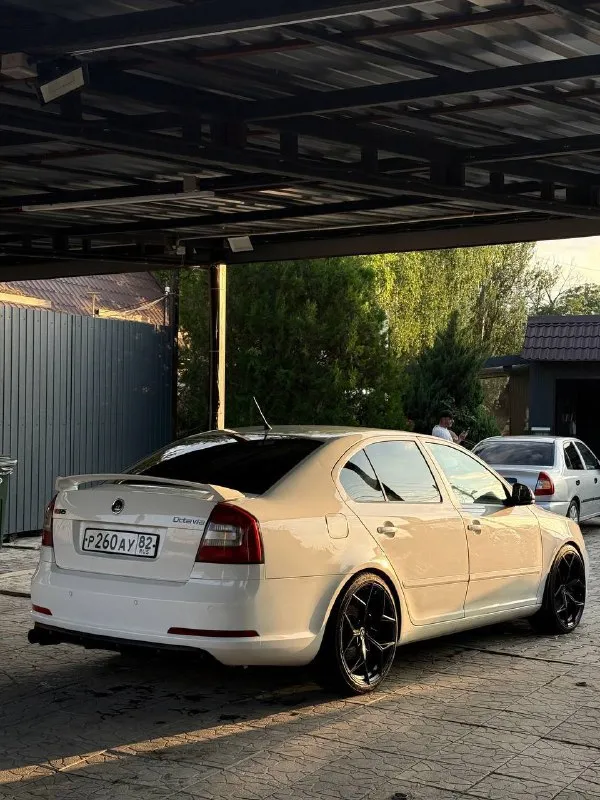 Skoda octavia a5 vrs 2012г / 193т пробег. машина обслужена. 320 сил. масла везде поменяны. ходовая в порядке, стоят кайловеры регулируемые подвеску по высоте. новые etuners катушки/свечи новые. мультимедиа установлена и камера заднего хода. выхлоп спокойный комфортный. машина без штрафов и запретов. сел поехал. цена: 1.300.000 торг присутствует. г. донецк телеграмм: @intelegent9 номер: +7 918 596 5802 📲 tg: @borets66 📞 звоните: +7(918)5965802 - фотография - 5
