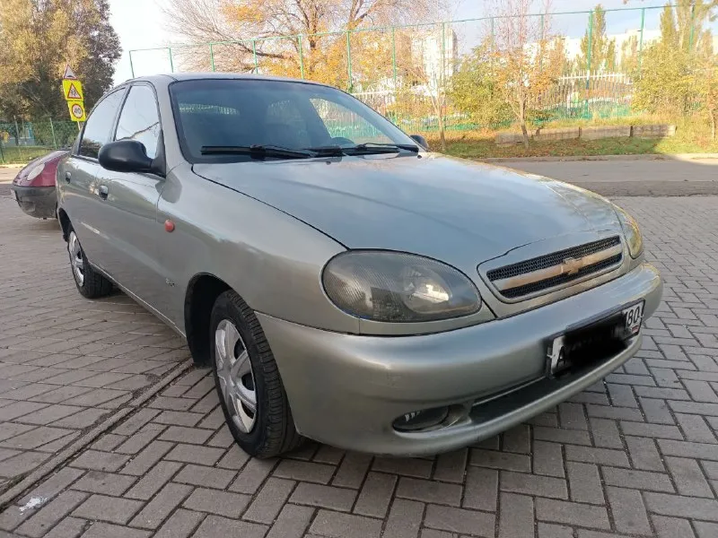Продам chevrolet ланос 2006 года авто в хорошем состоянии вложении не требуется по документам порядок стаканы лан жероны не гнилые днище целое по коропке всё отлично ходовка на 5 по мотору вопросов нет кондиционер электро руль электро стекло подъёмники цена 280т. р по всем интересующим вопросам звоните по телефону +79497250015👈 мариуполь 📲 tg: с&в 📞 звоните: +7(949)7250015 - фотография - 2