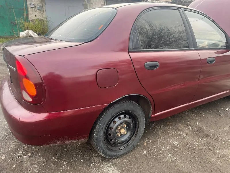 В продаже chevrolet lanos двигатель 1.5 не дымит масло не ест коробка 5-ти ступка не выбивает не гудит документы чистые, полное оформление по технике гудит задний подшипник есть некоторые нюансы по кузову цена соответствующая цена : 210 быстрым торг +79497160638 телеграмм: @naswleq - фотография - 5