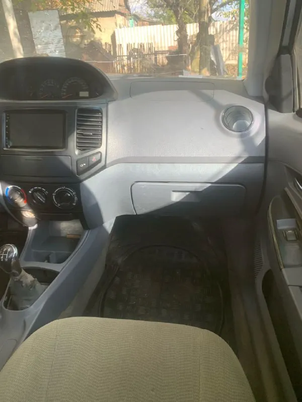 Продам geely mk 2012 г поставлен новый двигатель нужно сделать сцепление и тормоза заводиться отличн... - фотография