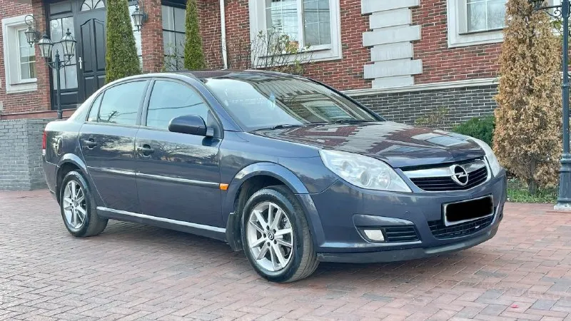 🇷🇺 г. донецк/макеевка. 🚘 - марка: opel vectra c (рестайлинг). 📅 - год выпуска: 2008. 🛢 - ️объем мотора: 1.8л. ⚙ - ️коробка: механическая 5-ступка. 📉 - пробег: 185.000 км. 🟢 - комплектация: кондиционер, гур, airbag, abs, esp, курсовая устойчивость, передние эсп, передние подогрев сидений, обогрев лобового и заднего стекла, электро зеркала, бортовой компьютер, против туманные фары. 📝 - описание: машинка в отличном состоянии, заменены все расходники вложений не требует, кузов как на фото без рыжиков и гнилья, дно пороги в отличном состоянии, мотор коробка отлично так же и ходовая часть отрабатывает как нужно, вся электрика и каждая кнопочка работает отлично, кондей заправлен и дует, у машины за все время 3 владельца машинка хозяйская. есть сервисные книжки, автотека по запросу. все интересующиеся вопросы по телефону. торг реальному покупателю у капота. осмотр: донецк/макеевка по договоренности. 💵 - цена: 530.000 руб ☎ - связь: +79494046797 +79494789421. - фотография - 2