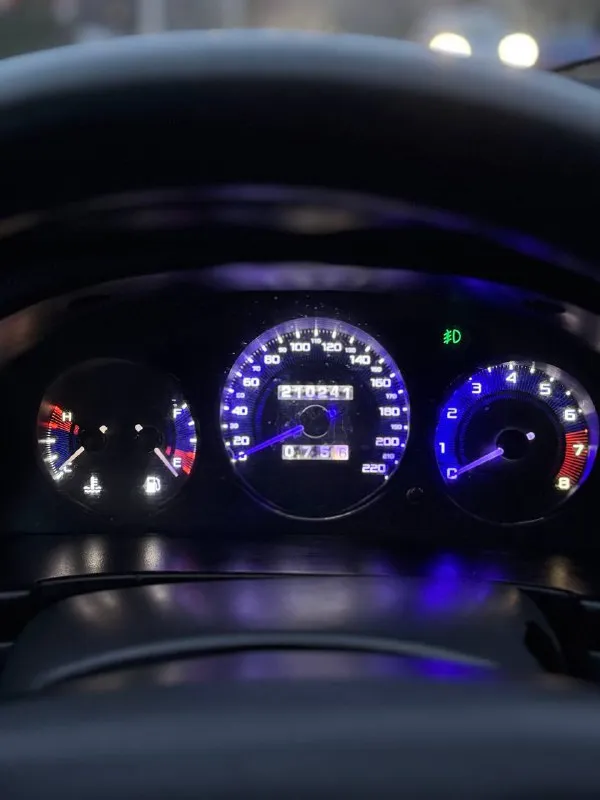 🇰🇵 daewoo lanos 💰цена: 220 000р 🏢город: мариуполь 📅год выпуска: 2008 🧾пробег: 210 241 км. ⚙️двигатель: 1.5 ⛽топливо: бензин ⚙️кпп: механика 📞 телефон: +7-949-551-91-52 +7-989-263-55-56 +7-949-727-41-51 💾 описание: простая и надежная рабочая лошадка. ✅ три владельца, птс оригинал. ✅ хорошее техническое состояние. ✅ кузов без сквозной коррозии. ✅ оригинальный пробег. ✅ кондиционер работает, гидроусилитель руля, электростёкла, тахометр, подушка безопасности, сигнализация. улица шевченко 2️⃣6️⃣9️⃣ - фотография - 10