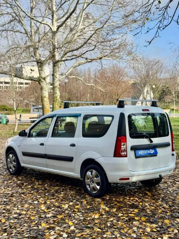 🚙 lada largus 💰цена: 630 000р. 🏢город: мариуполь 📅год выпуска: 2014 🧾пробег: 199 990 км. ⚙️двигатель: 1.6 8v. ⛽топливо: бензин ⚙️кпп: механика 📞 телефон: +7-949-727-41-51 +7-989-263-55-56 +7-949-551-91-52 💾 описание: очень надежный, экономичный и дешёвый. .. ge:url('//telegram. org/img/emoji/40/e29c85.png')">✅ родные стёкла, включая лобовое. ✅ оригинальный пробег. ✅ техническая часть на 5+. ✅ родная краска (1 косметический окрас). ⚙️ двигатель renault k7m 1.6 8 клапанный, самый надежный в линейке, коробка переключает идеально. вложений не требует. 🎧 магнитола с usb, гур, abs, кожаный руль, подушка безопасности, центральный замок, дуги на крыше. улица шевченко 2️⃣6️⃣9️⃣ 🏦 возможна продажа в кредит по двум документам. - фотография - 6