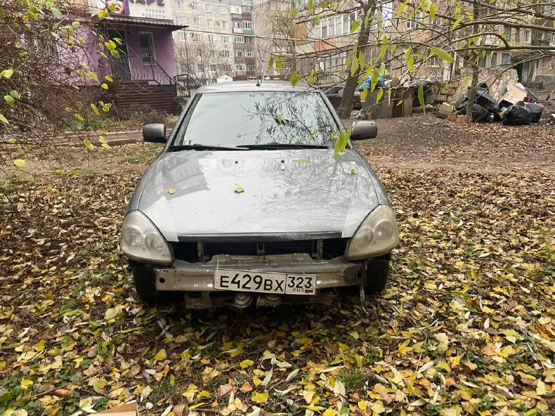 Продам приору 2007 год без кондиционера, два стеклоподъемника, перед переваренный хорошо, по дну моменты, надо варить, технически обслужена цена 230 тр звонить по телефону +79496272078 - фотография - 3